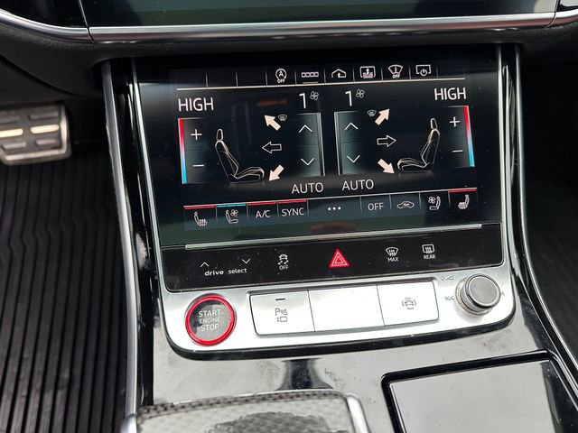 Used 2021 Audi S8 L image 27
