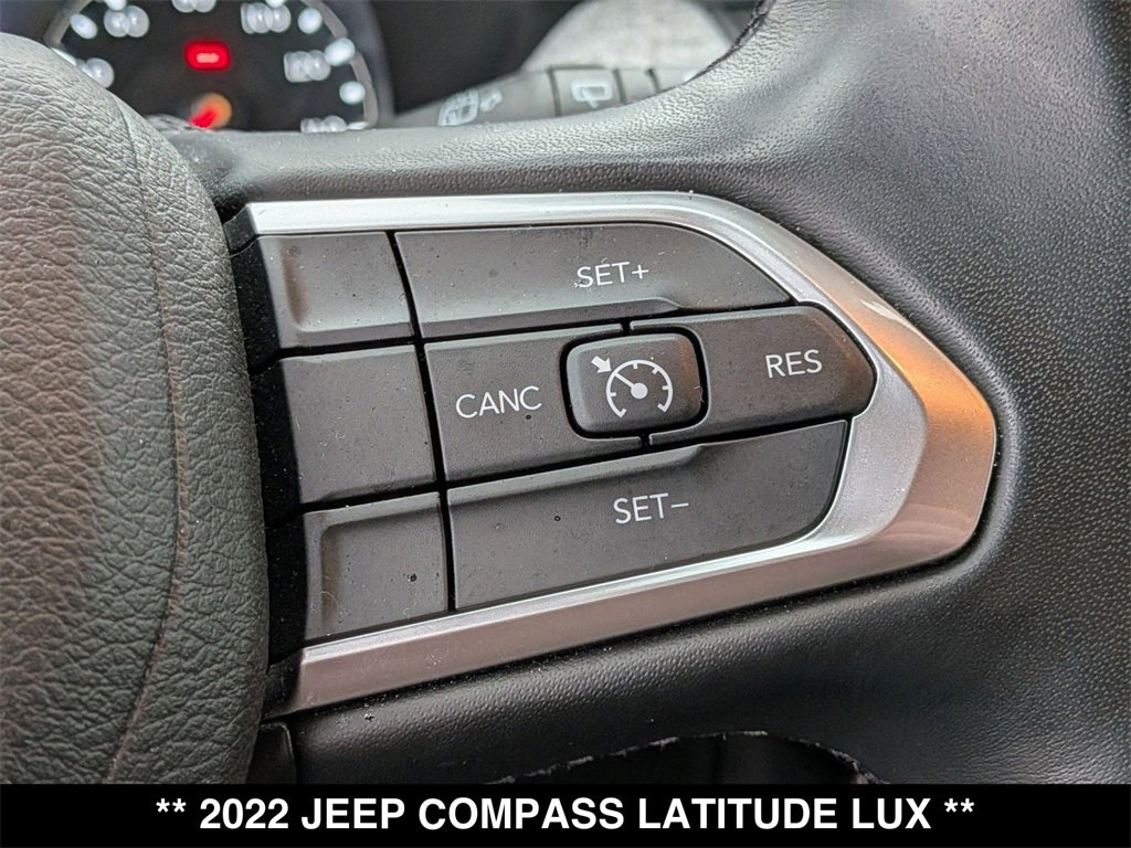 Used 2022 Jeep Compass Latitude image 21