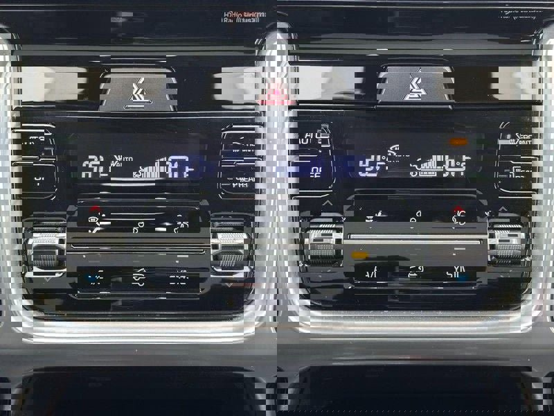 Used 2022 Kia Sorento SX image 13