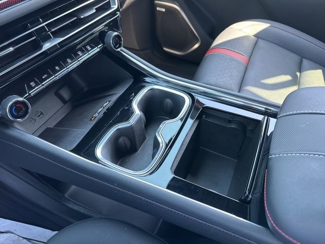 Used 2025 Chevrolet Traverse RS w/ LPO, Floor Liner Package AWD/4WD image 22