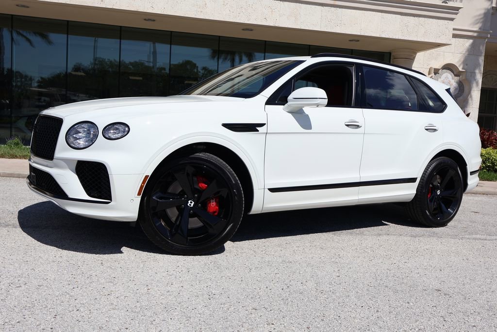 Used 2025 Bentley Bentayga