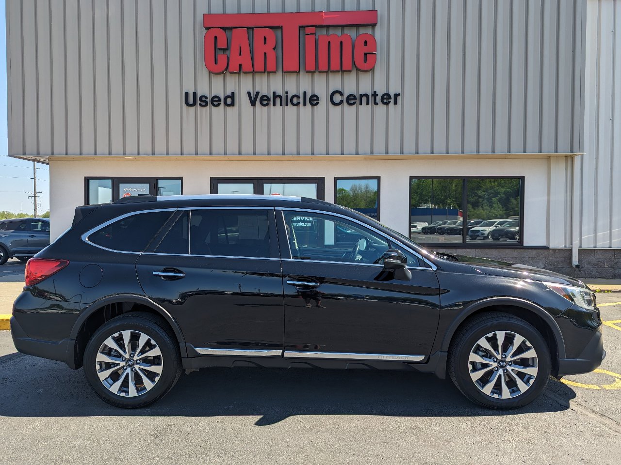 Used 2019 Subaru Outback 3.6R Touring w/ Protection Package #1 image 1