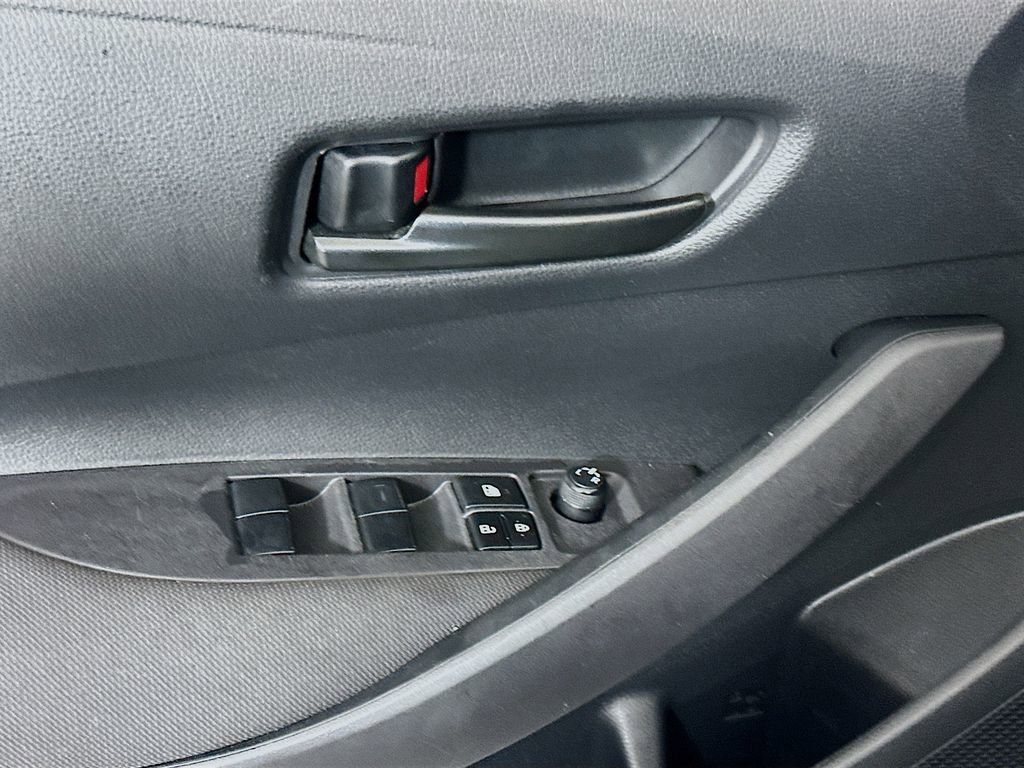 Certified 2024 Toyota Corolla LE FWD image 18