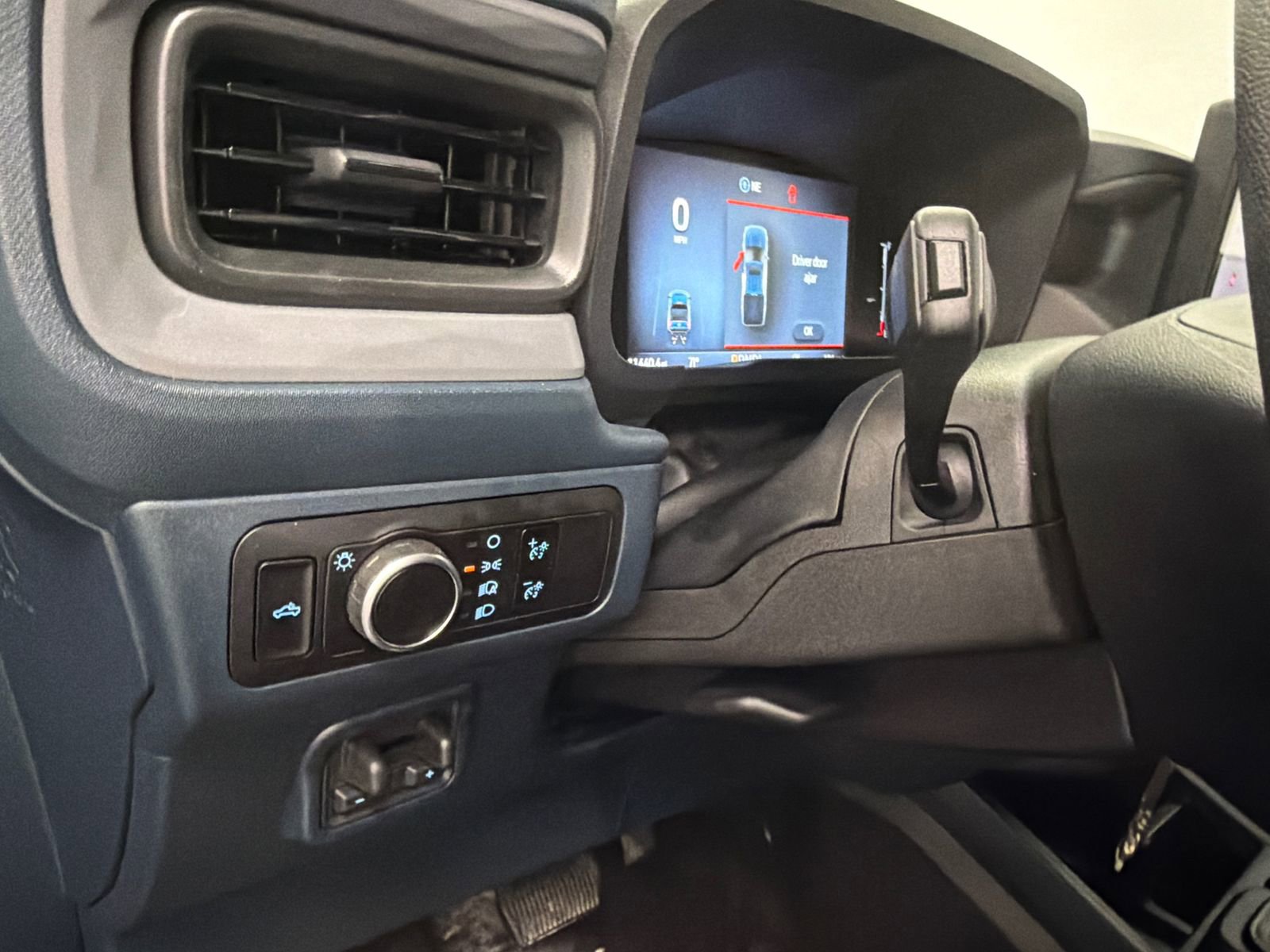 Used 2025 Ford Maverick XL w/ 4K Tow Package AWD/4WD image 31