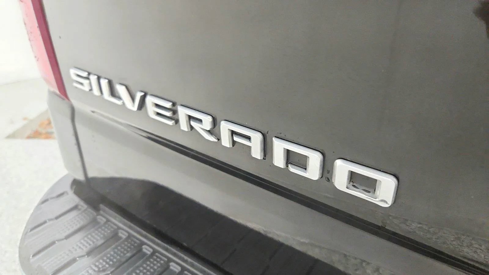 Used 2022 Chevrolet Silverado 1500 LTZ w/ LTZ Premium Package AWD/4WD image 34