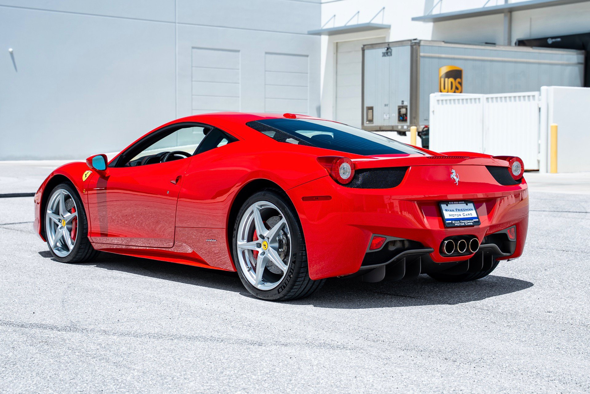 Used 2014 Ferrari 458 Italia Coupe RWD image 37