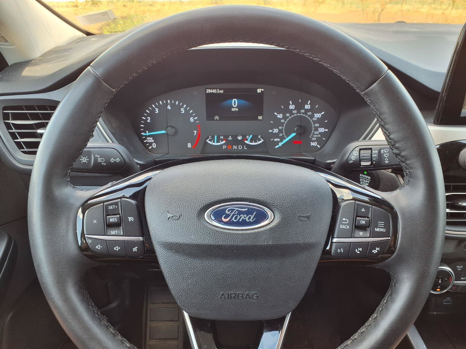 Used 2022 Ford Escape SE w/ SE Sport Appearance Package FWD image 10