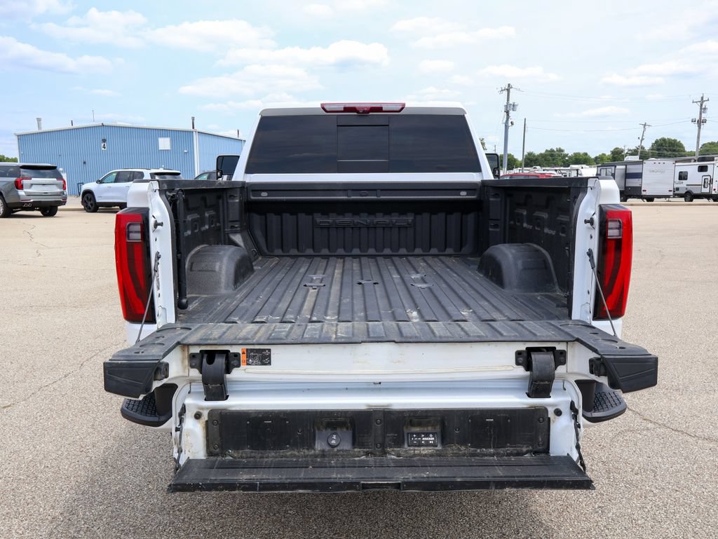 Used 2024 GMC Sierra 2500 Denali Ultimate w/ Max Trailering Package AWD/4WD image 5