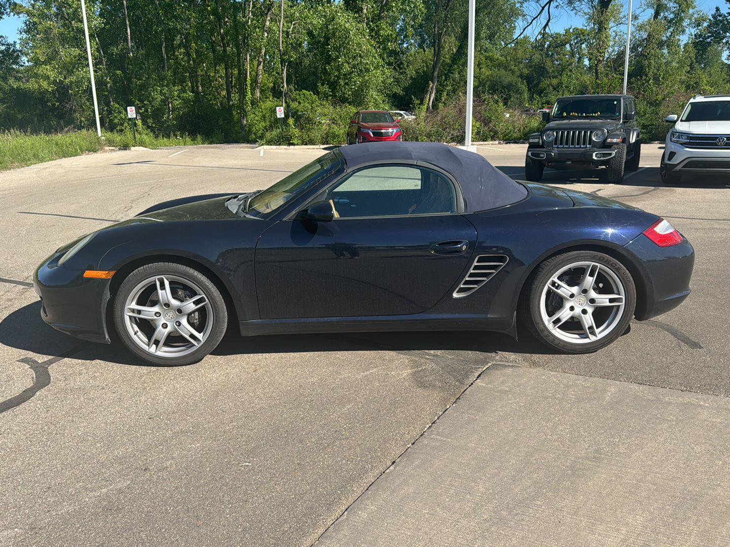 Used 2005 Porsche Boxster RWD image 2
