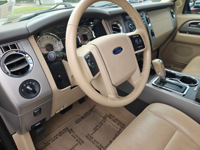 Used 2013 Ford Expedition XLT RWD image 12