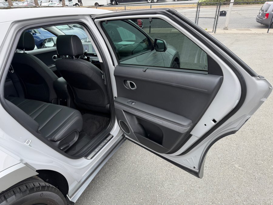 Used 2023 Hyundai Ioniq 5 Limited RWD image 42