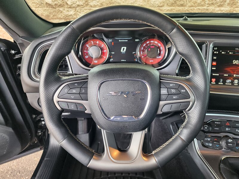 Used 2016 Dodge Challenger SRT Hellcat RWD image 30