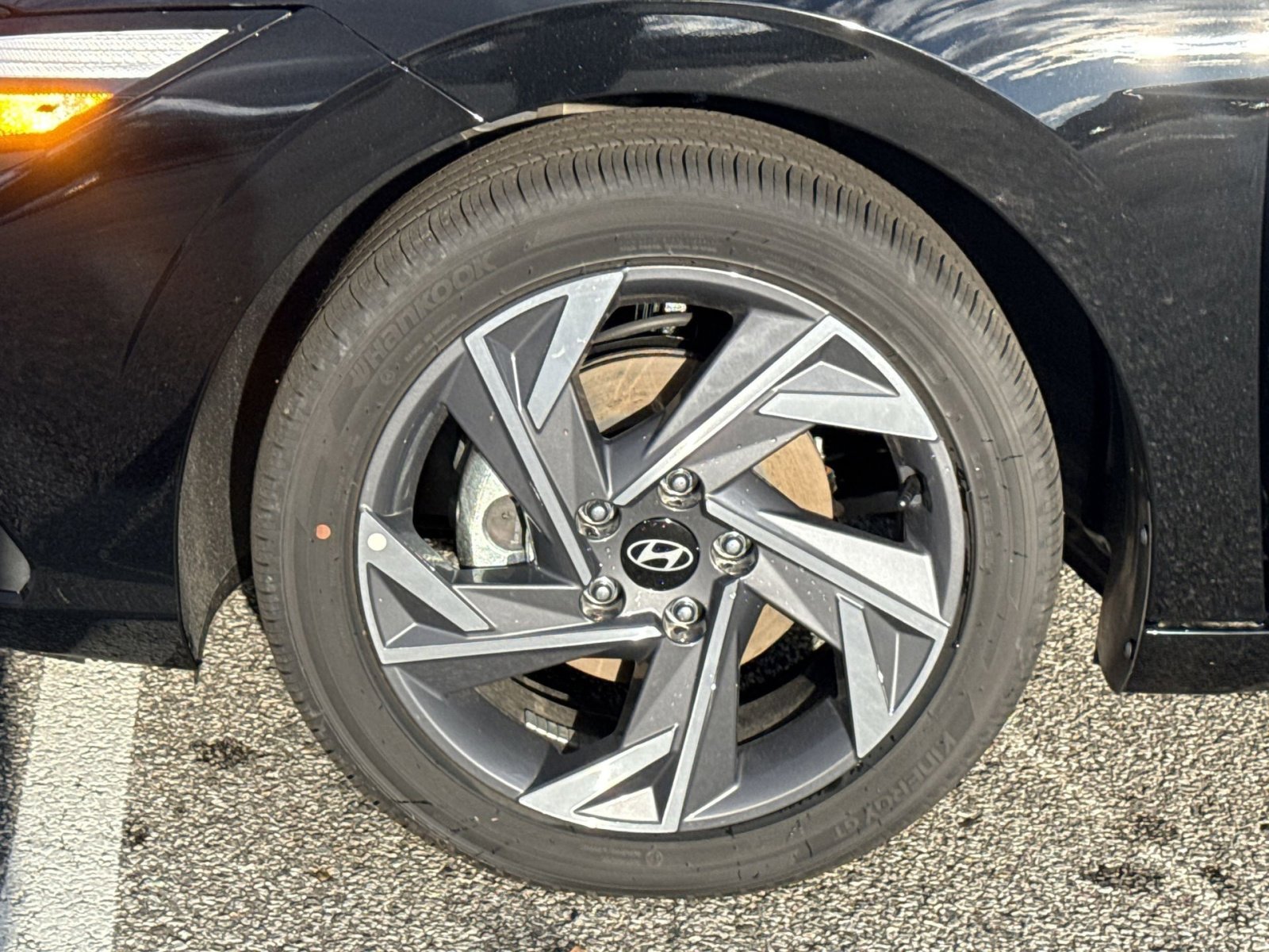 New 2025 Hyundai Elantra SEL image 12