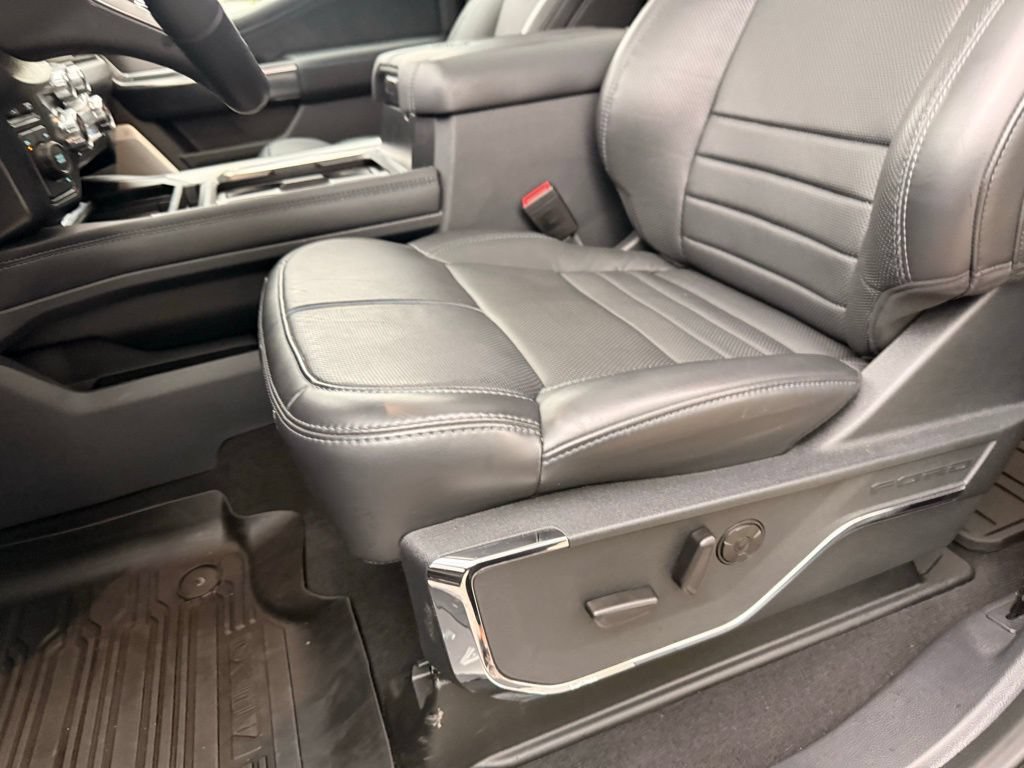 Used 2026 Ford F350 Platinum AWD/4WD image 29