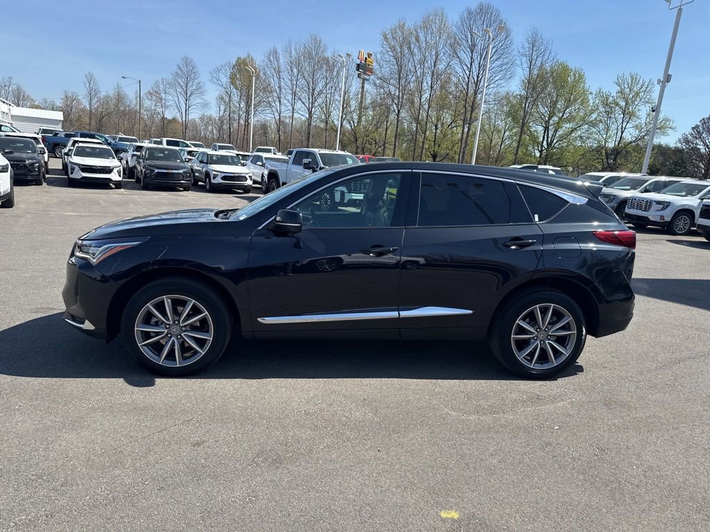 Used 2023 Acura RDX w/ Technology Package image 2