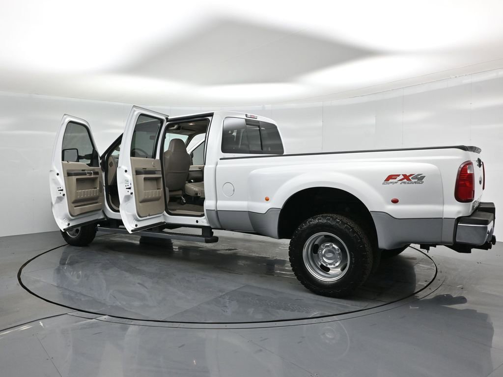 Used 2010 Ford F350 Lariat image 31