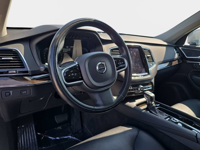 Used 2017 Volvo XC90 T6 Momentum w/ Vision Package AWD/4WD image 20