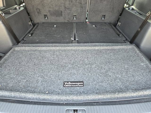 Used 2025 Volkswagen Atlas SE FWD image 31