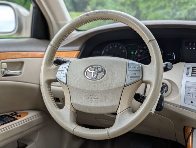 Used 2006 Toyota Avalon XL FWD image 14
