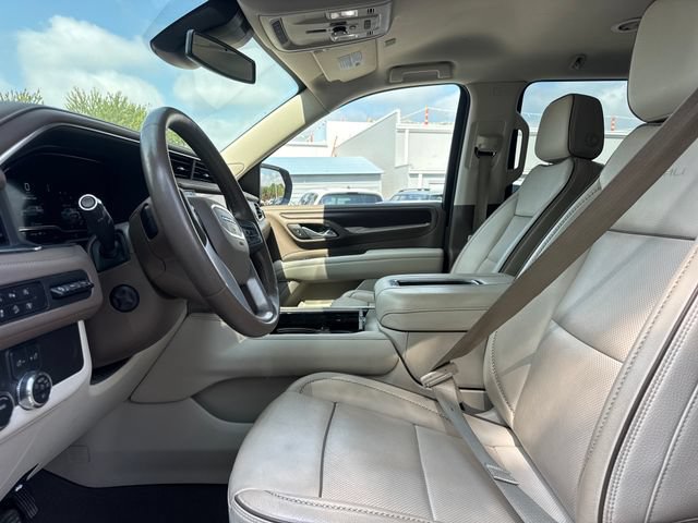 Used 2023 GMC Yukon XL Denali w/ LPO, Floor Liner Package AWD/4WD image 14