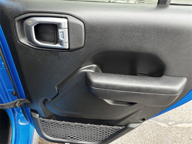 Certified 2022 Jeep Wrangler Unlimited Rubicon 4xe w/ Cold Weather Group image 16