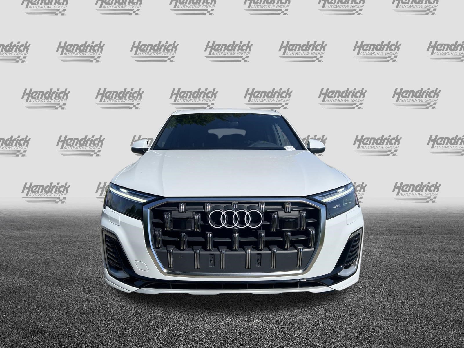 Used 2025 Audi Q7 3.0T Premium Plus w/ Premium Plus Package AWD/4WD image 3