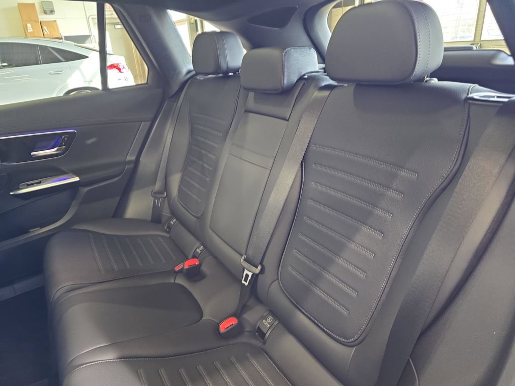 Certified 2026 Mercedes-Benz GLC 300 image 17
