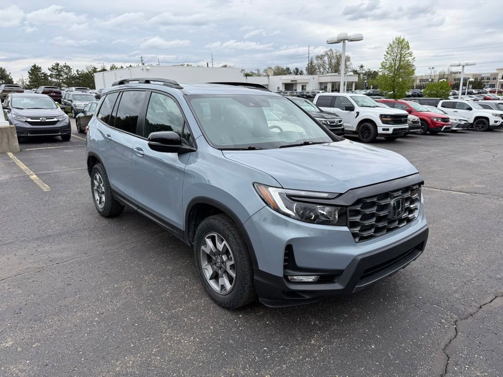 Certified 2023 Honda Passport TrailSport image 4