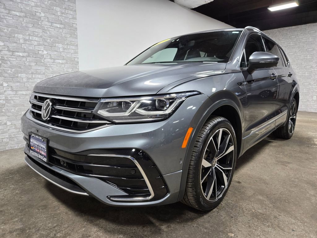 Used 2022 Volkswagen Tiguan SEL R-Line AWD/4WD image 5