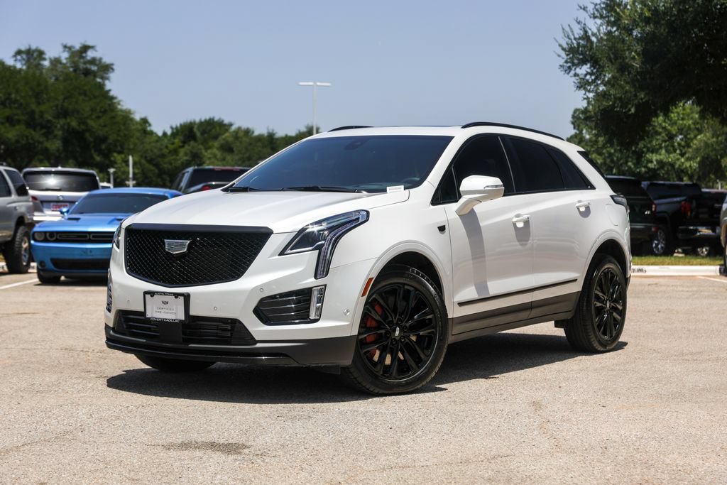 Used 2026 Cadillac XT5 Sportv w/ LPO, Onyx Lite Package AWD/4WD image 1