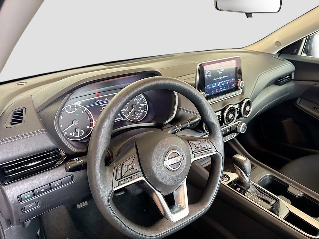 Used 2024 Nissan Sentra SV image 11