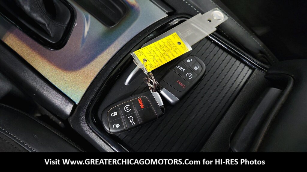 Used 2020 Dodge Charger R/T w/ Plus Group RWD image 31