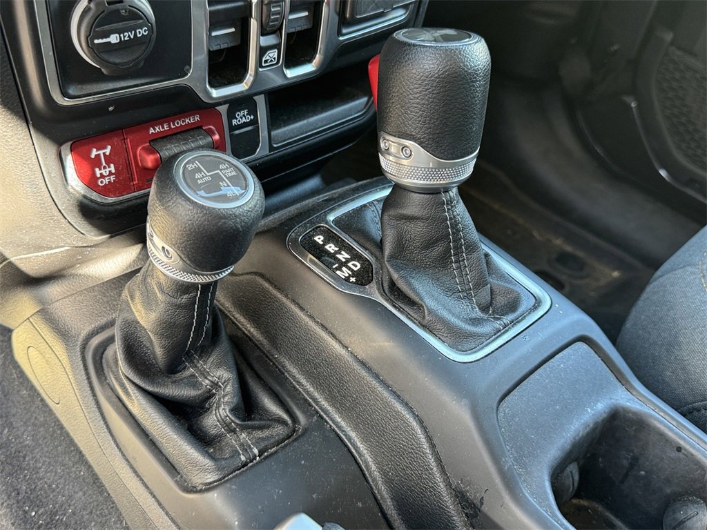 Used 2024 Jeep Wrangler Unlimited image 24