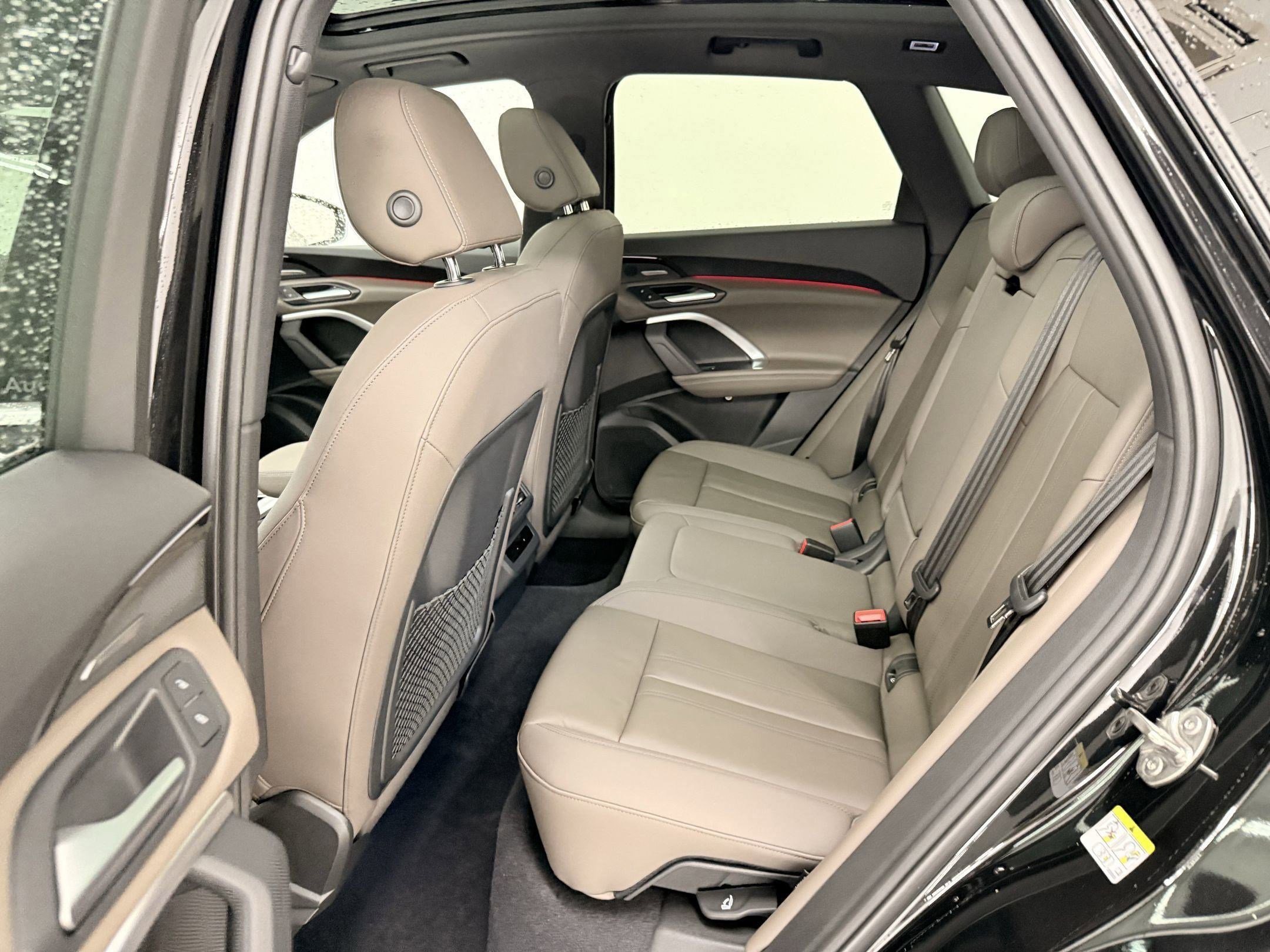 Used 2025 Audi Q5 Premium Plus w/ Premium Plus AWD/4WD image 13
