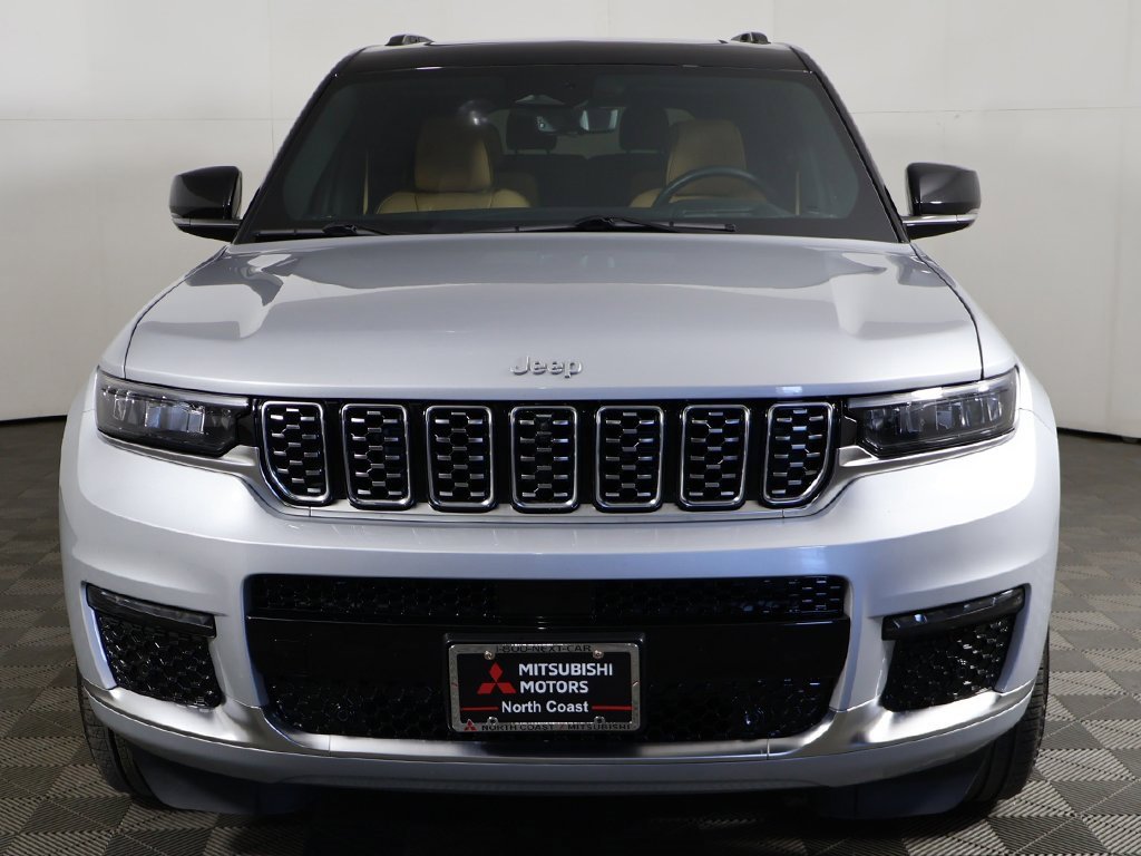 Used 2024 Jeep Grand Cherokee L Summit w/ Advanced Protech Group IV image 17