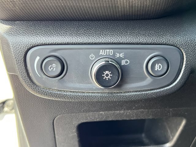Used 2022 Chevrolet TrailBlazer LT FWD image 16