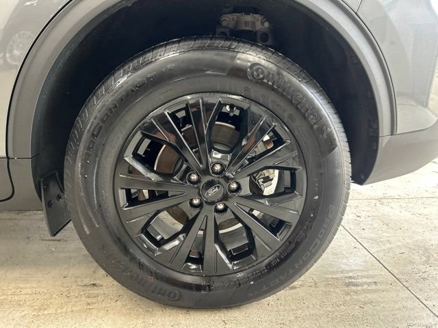 Used 2025 Ford Escape Active AWD/4WD image 8