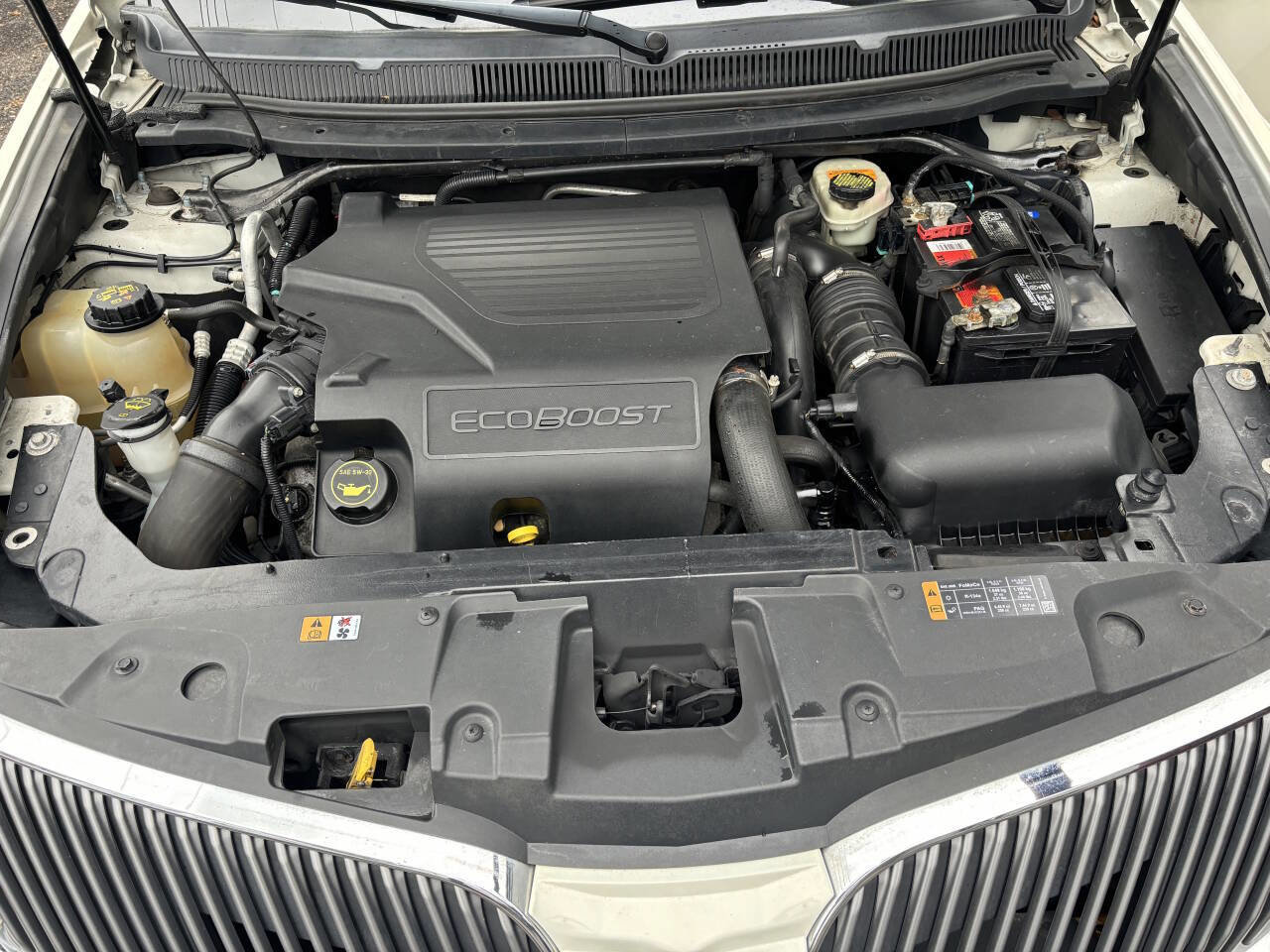 Used 2014 Lincoln MKT AWD w/ Equipment Group 201A image 8
