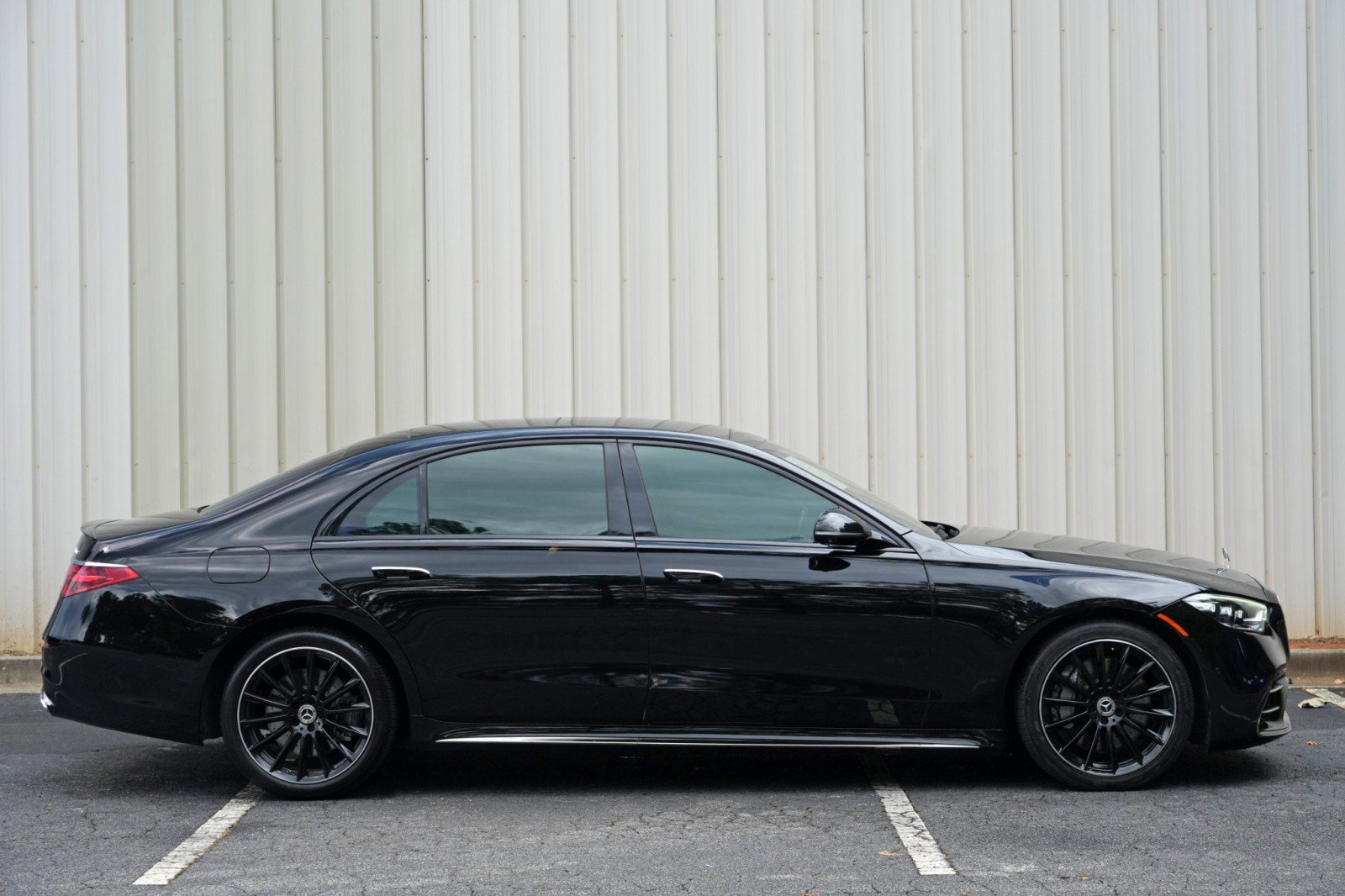 Used 2023 Mercedes-Benz S 500 4MATIC w/ AMG Line image 58