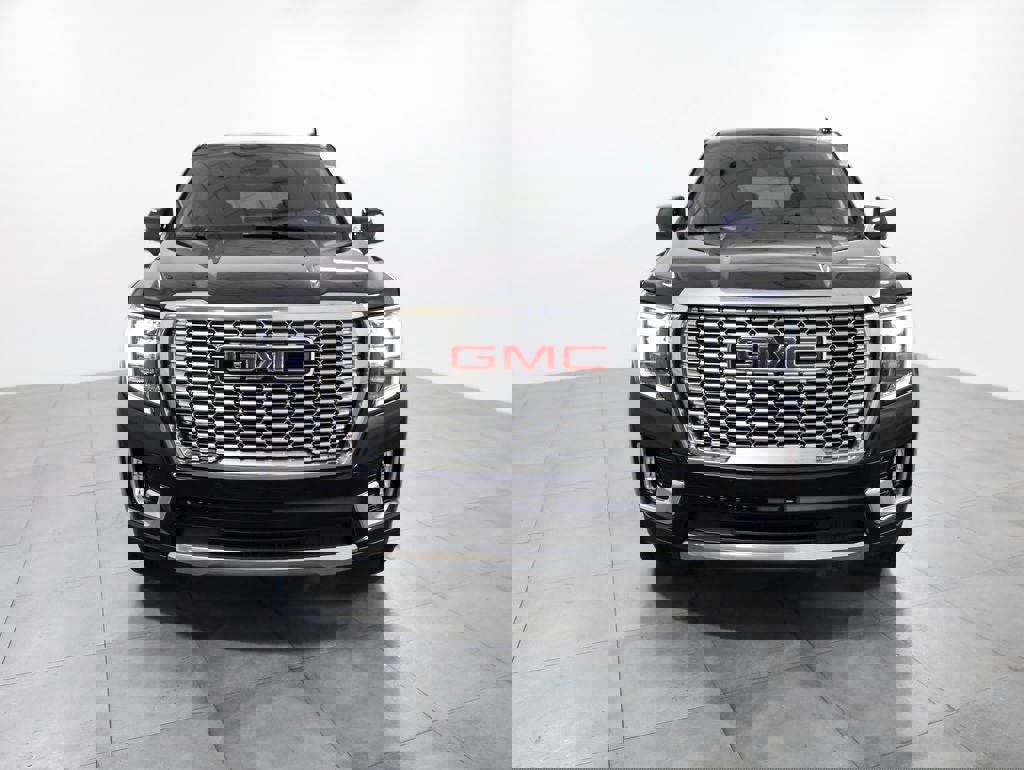 Used 2023 GMC Yukon Denali image 2