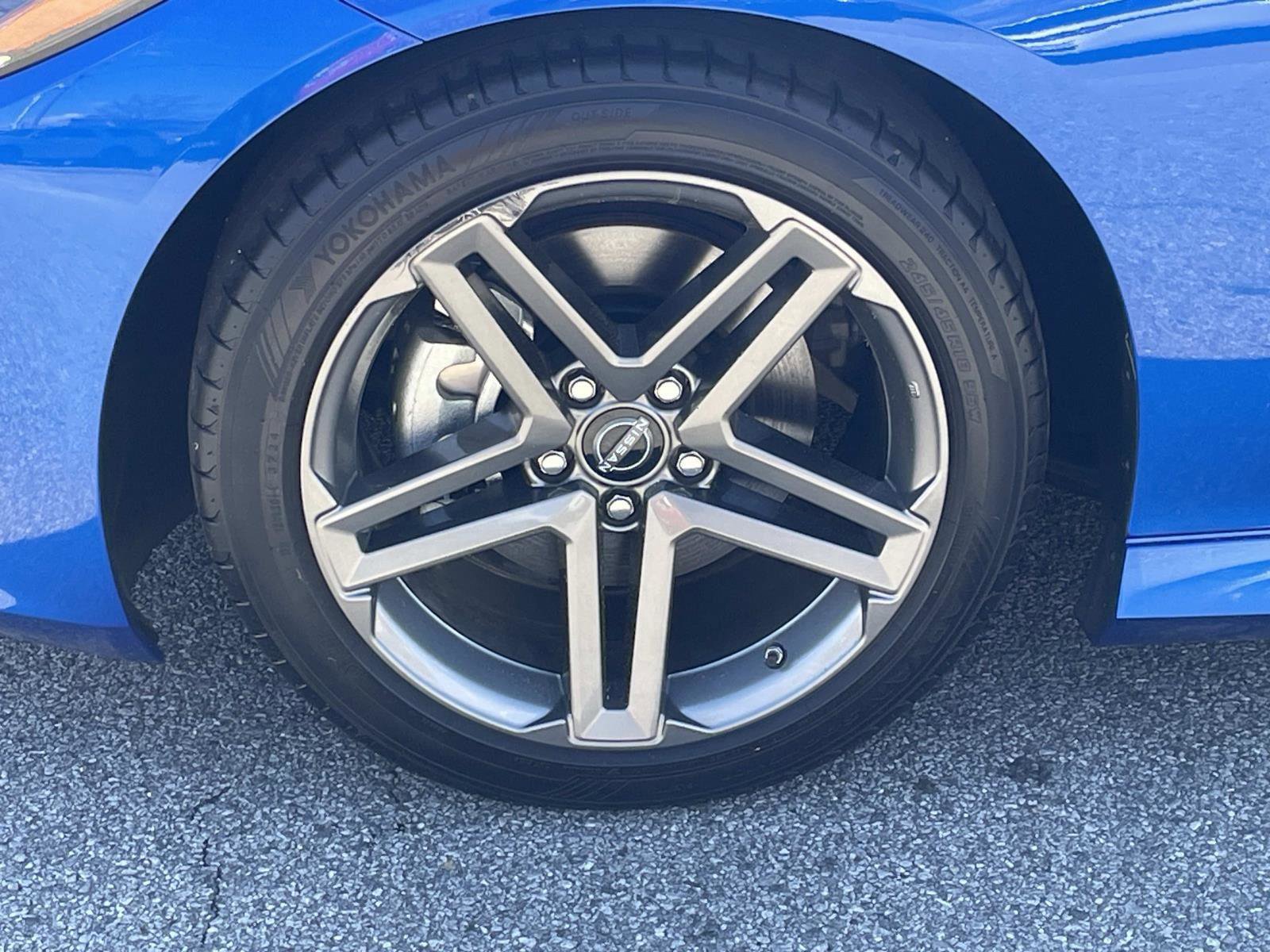 Used 2024 Nissan Z Sport w/ Floor Mat Package RWD image 8