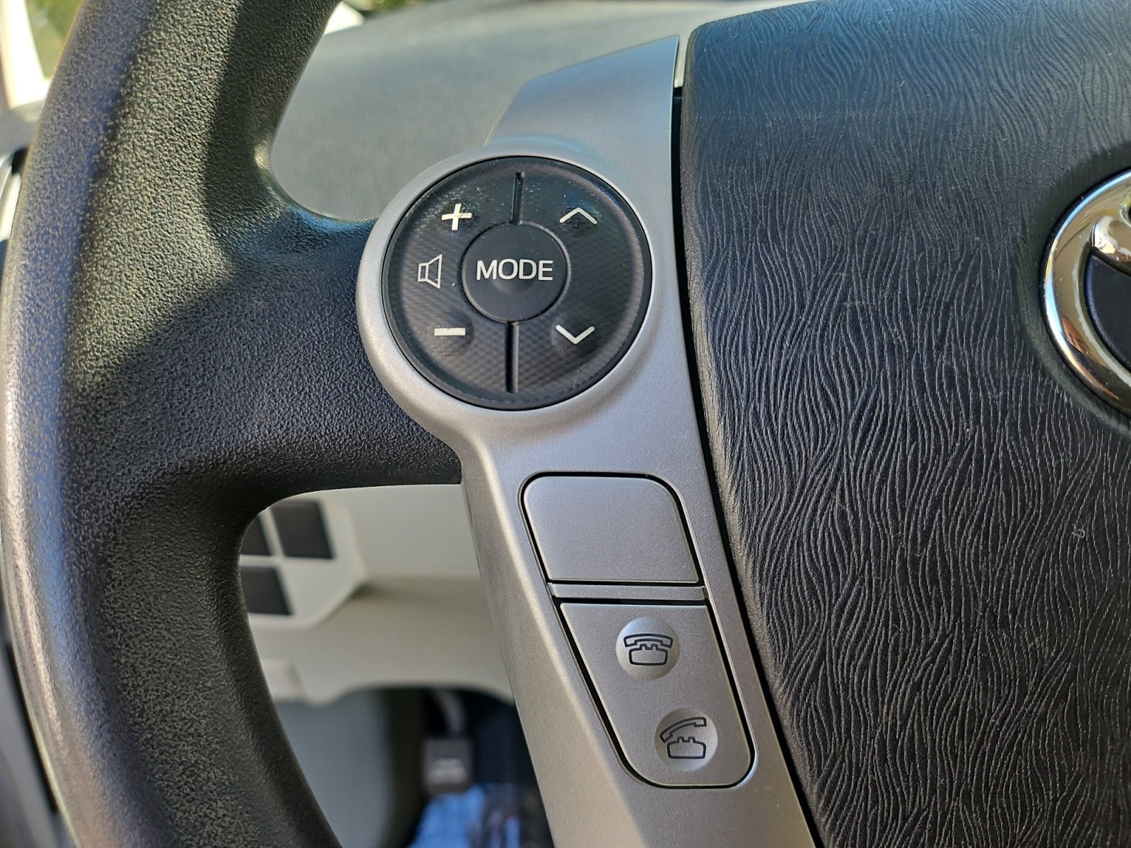 Used 2012 Toyota Prius Two FWD image 21
