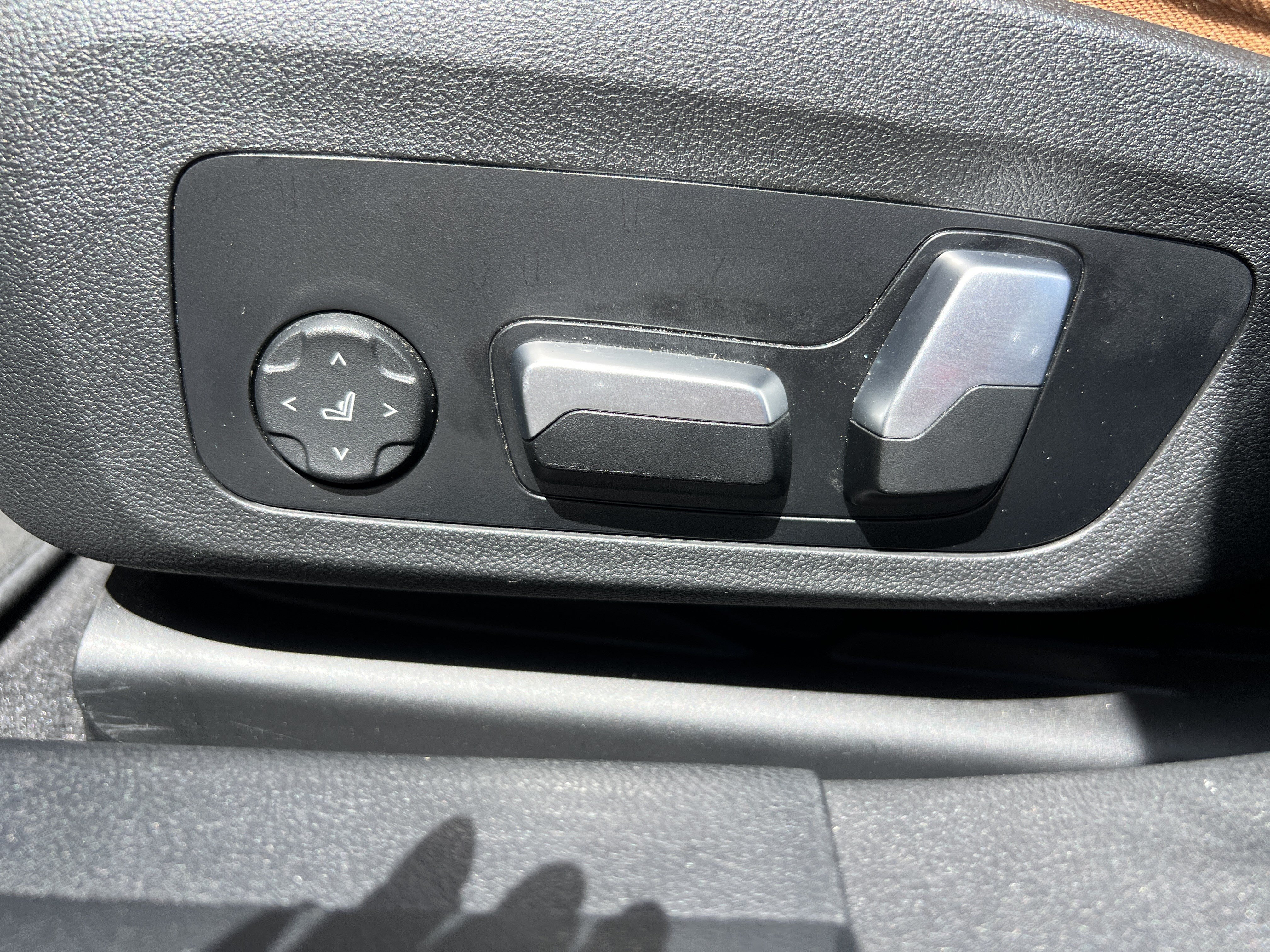 Certified 2023 BMW i4 eDrive35 RWD image 38