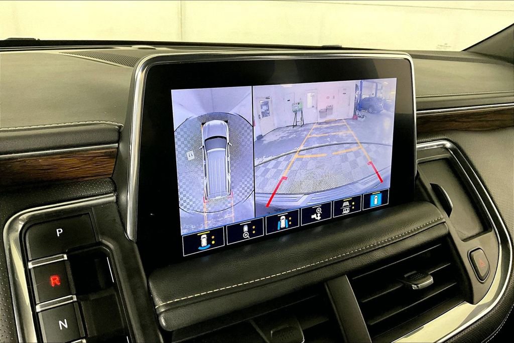 Used 2021 Chevrolet Tahoe Premier w/ Premium Package image 21