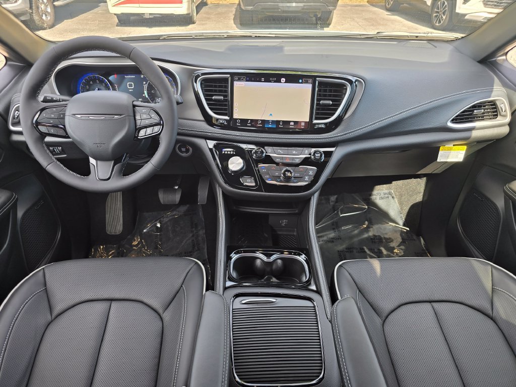 New 2027 Chrysler Pacifica Limited AWD/4WD image 6
