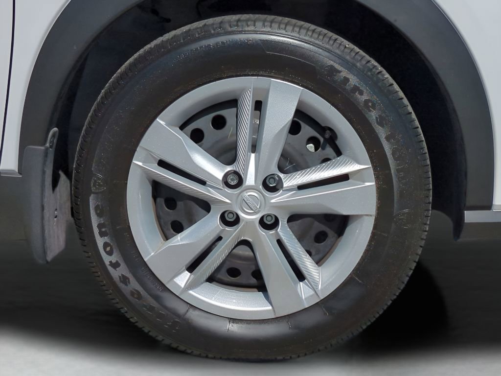 Certified 2025 Nissan Kicks Play S image 11