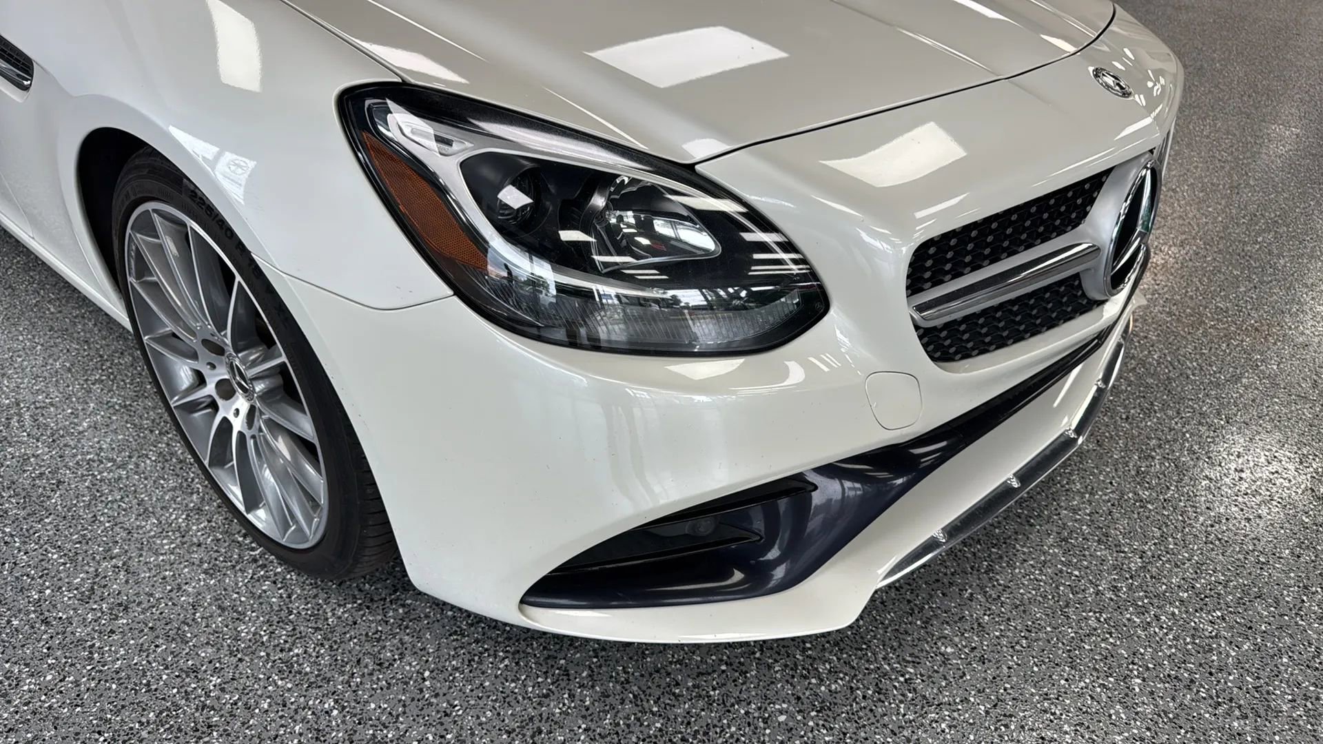 Used 2020 Mercedes-Benz SLC 300 image 33