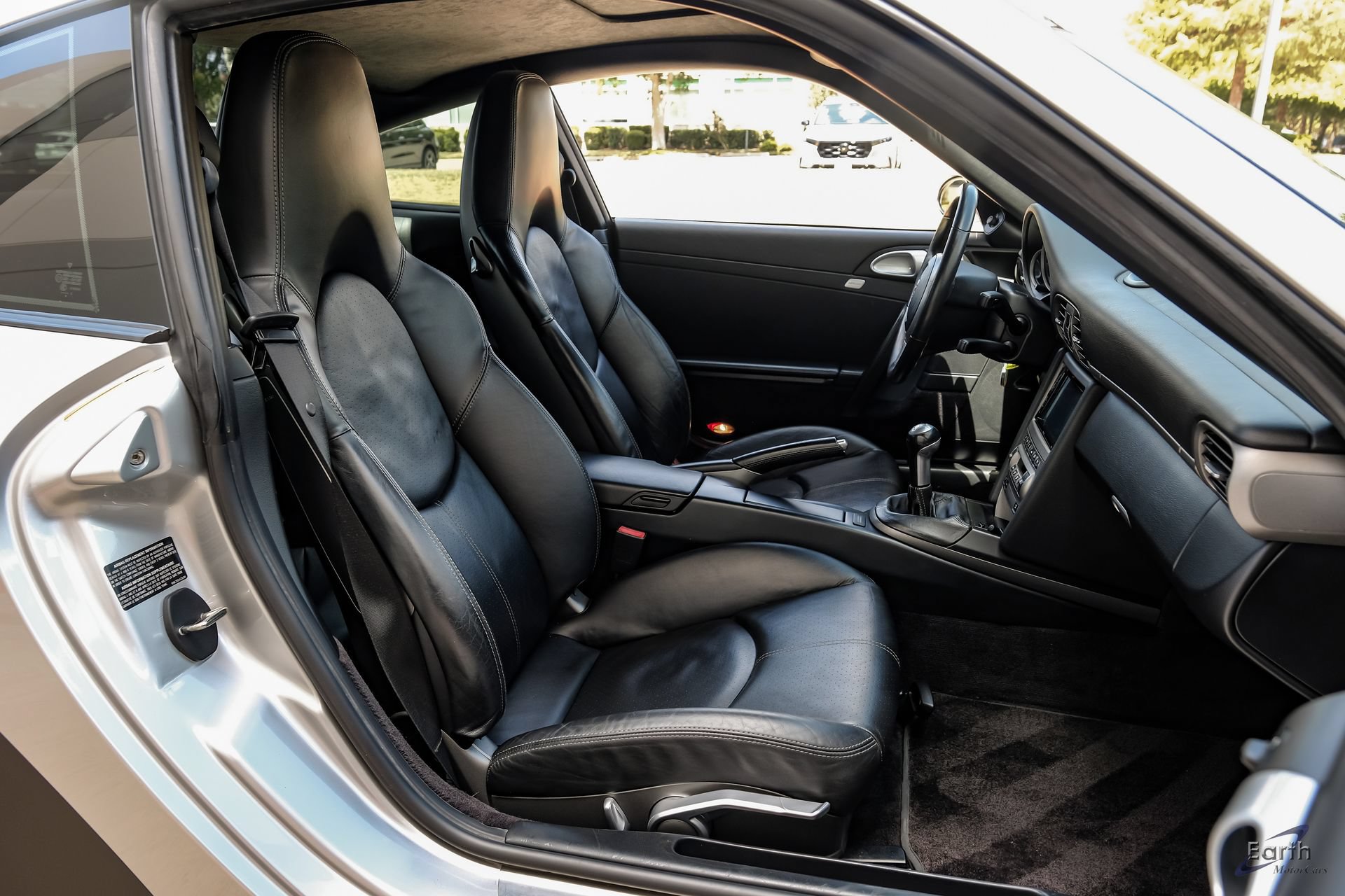 Used 2006 Porsche 911 Carrera 4 AWD/4WD image 44