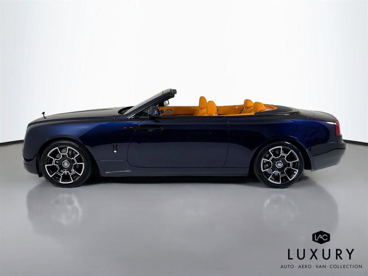 Used 2021 Rolls-Royce Dawn image 9