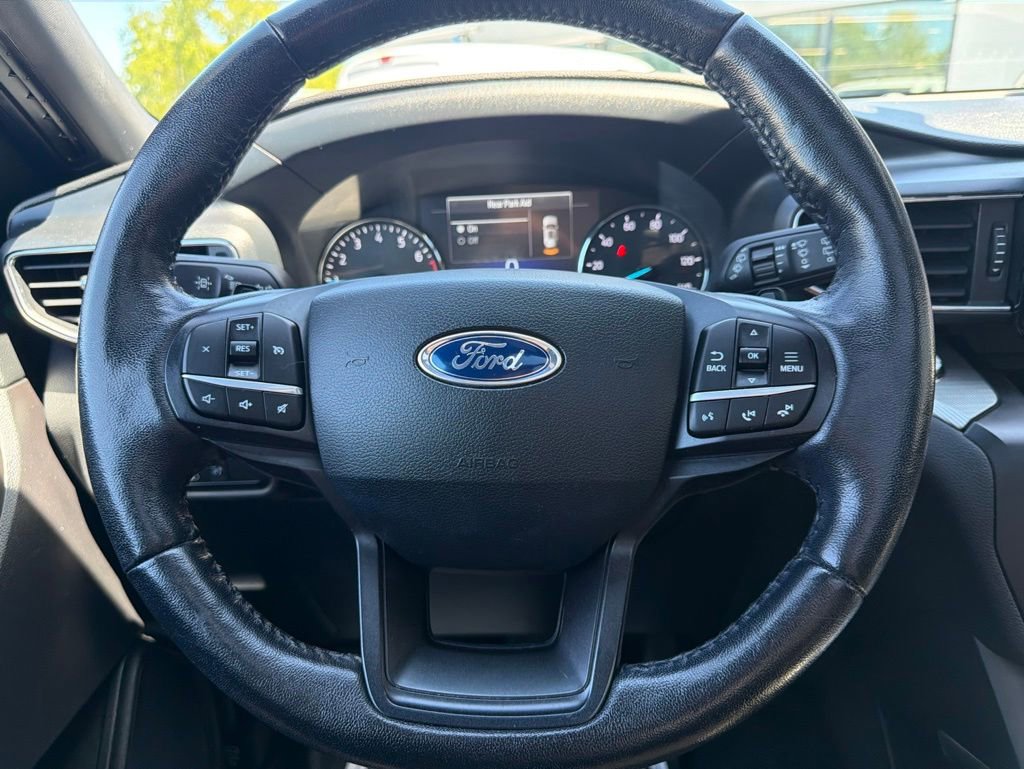 Used 2020 Ford Explorer XLT w/ Equipment Group 202A AWD/4WD image 36